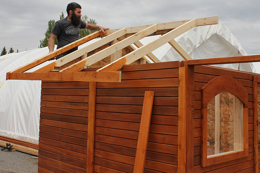 Aligning Roof Frames - Spa Gazebo|Hot Tub Enclosure - Westview Manufacturing